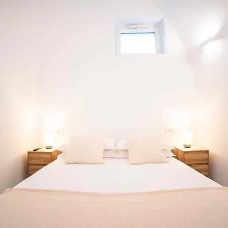 Doro Luxury Apartament *